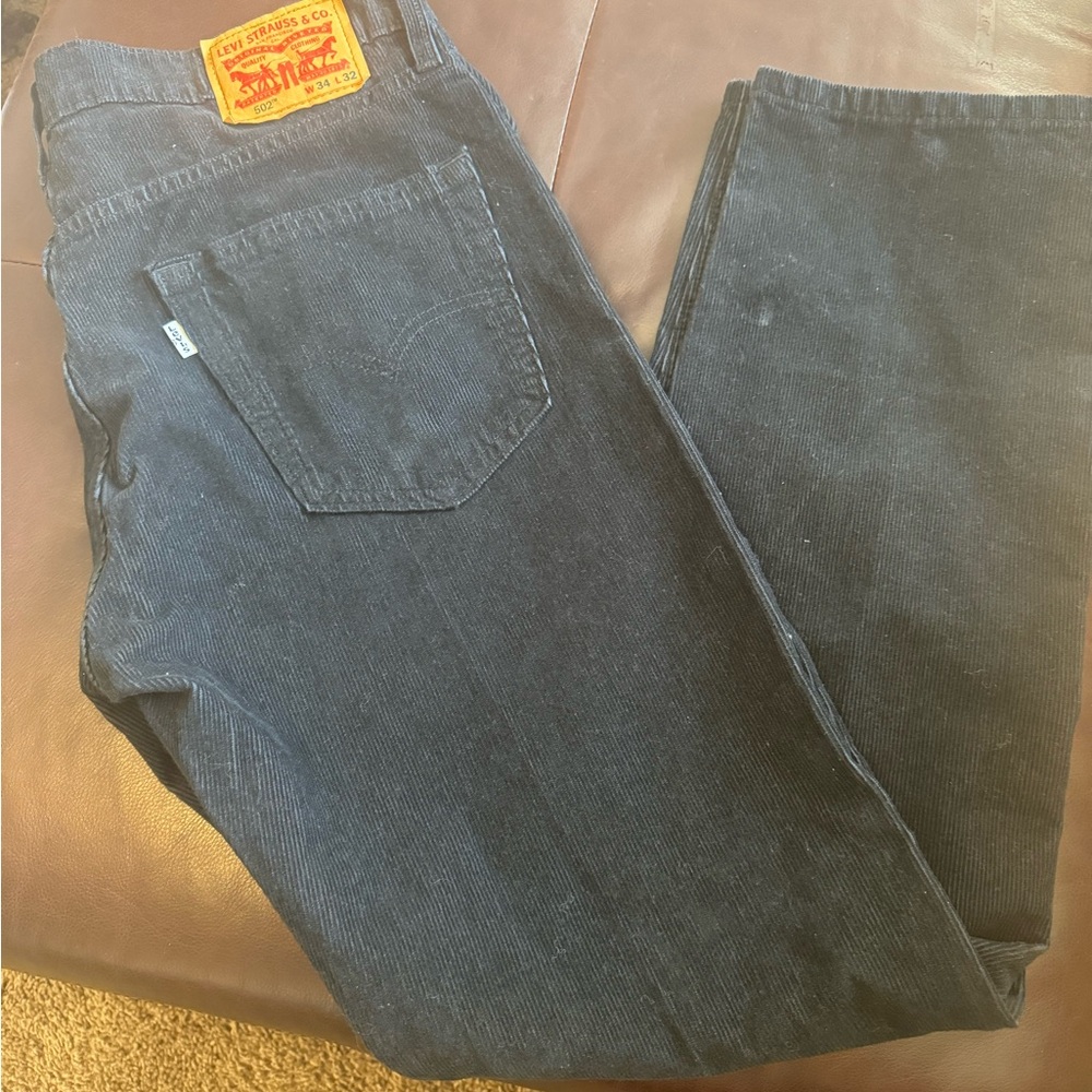 Black corduroy Levi  502 size 34